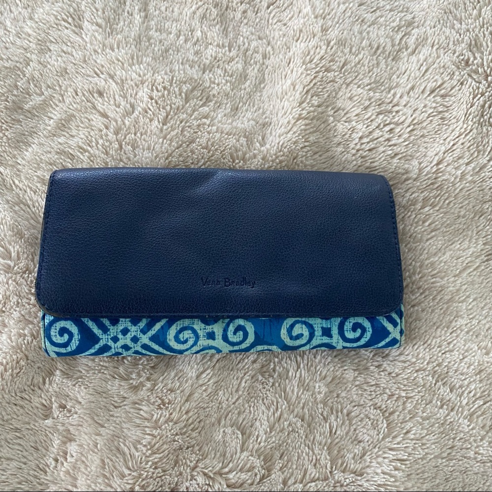 Blue Vera Bradley Wallet